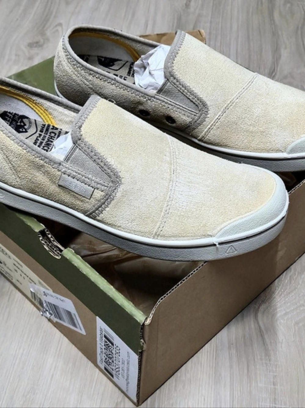 KEEN Eldon Harvest Mens Leather Slip On Beige/Silver Birch US 9.5
